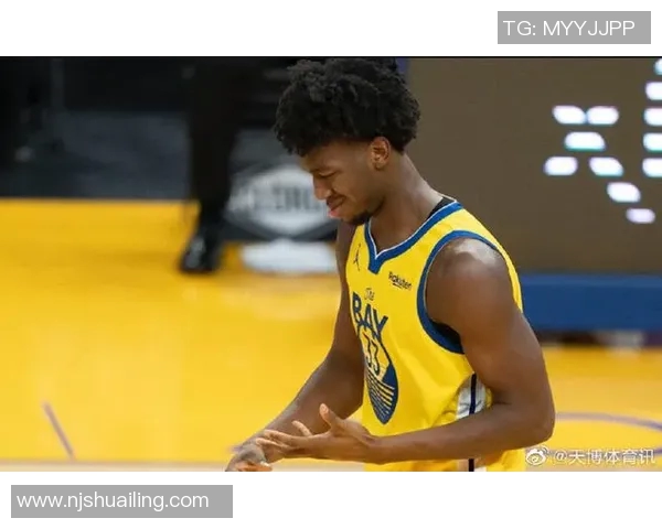 勇士与火箭激战正酣22号直播精彩瞬间全程回顾 勇士与火箭激战正酣22号直播精彩瞬间全程回顾