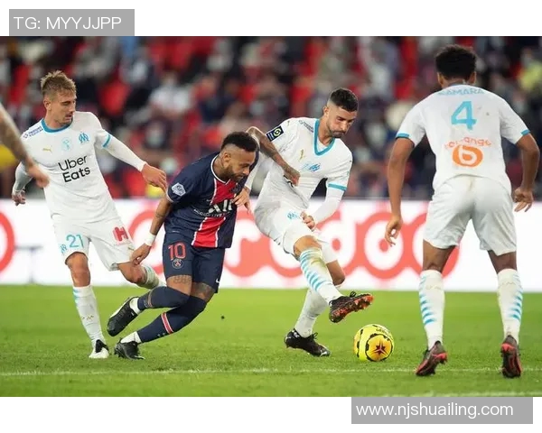 巴黎日耳曼主场迎战图卢兹争夺法甲冠军重要三分之战