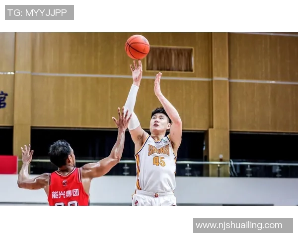 常林：从篮球场上的奋斗到人生舞台的精彩转身