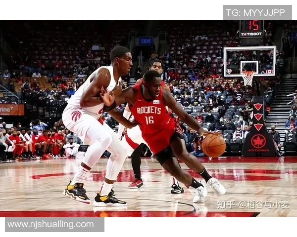 哥伦布机员与亚特懒得的精彩对决谁能在赛场上笑到最后